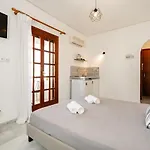 Flerianos Naxos 3*