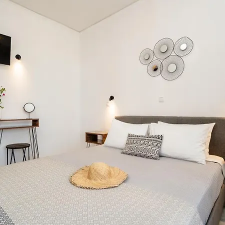 Flerianos Naxos 3*