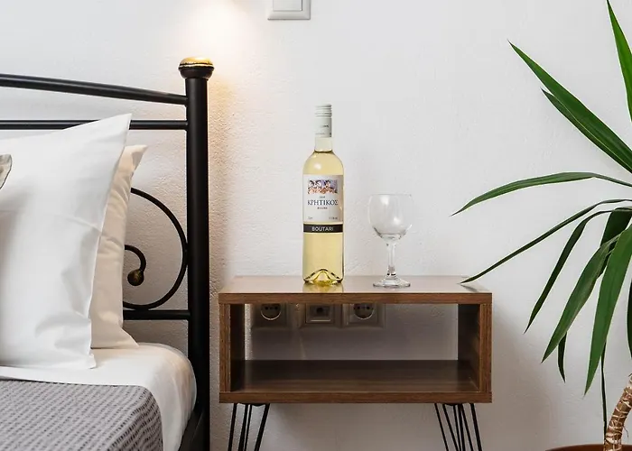 מלון דירות Flerianos Naxos 3*