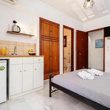 Lägenhetshotell Flerianos Naxos 3*