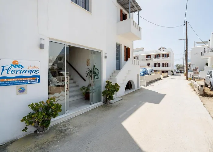 Flerianos Naxos 아파트호텔 아기오스프로코피오스